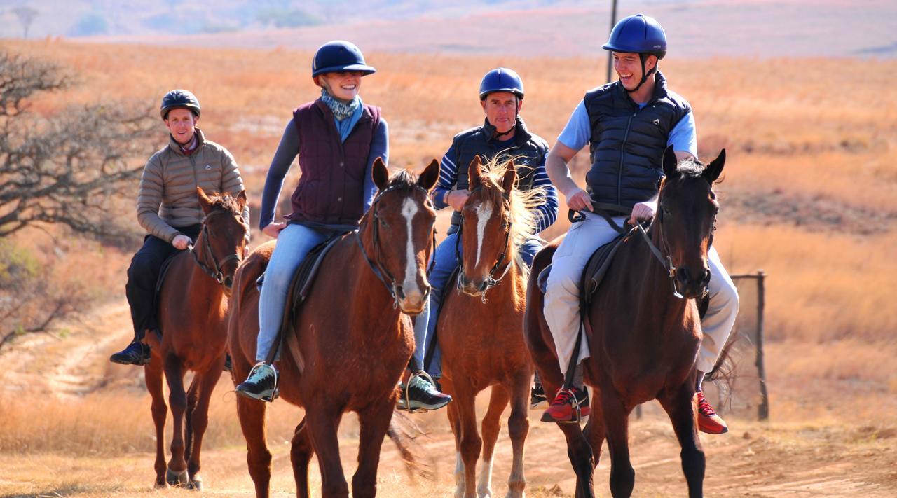 Berghouse And Cottages Langkloof المظهر الخارجي الصورة